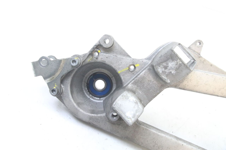 photo de SCARICO STAFFA PIAGGIO MP3 500 (2014 - 2016)