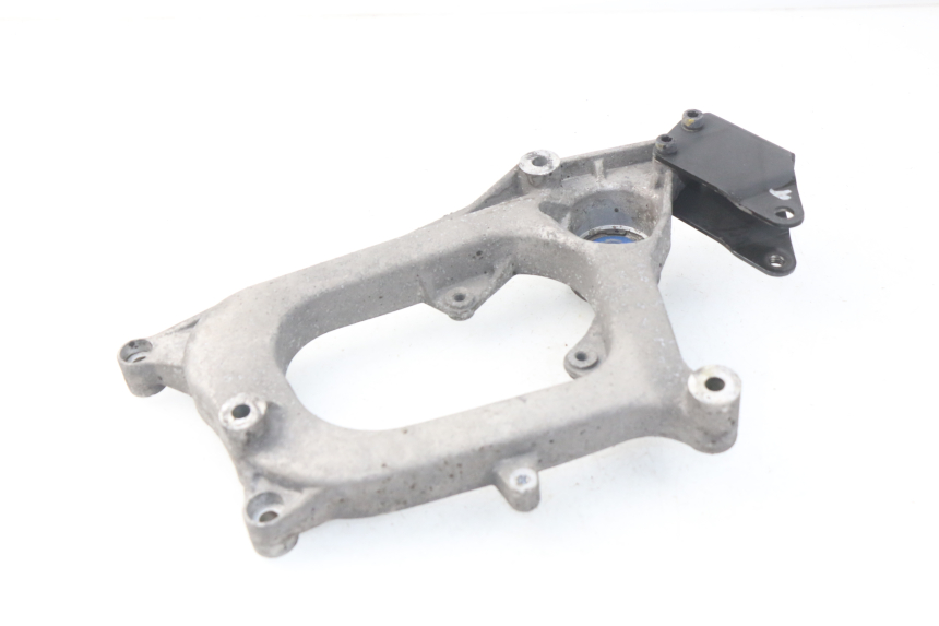 photo de SCARICO STAFFA PEUGEOT SATELIS 300 (2012 - 2015) - Zoom sullo stato d'uso