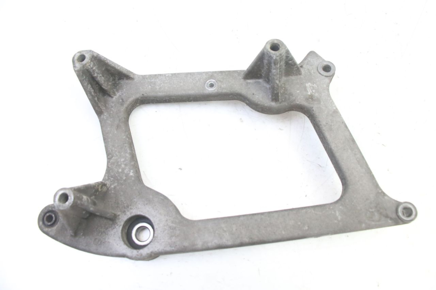 photo de SCARICO STAFFA PEUGEOT SATELIS 125 (2013 - 2018)