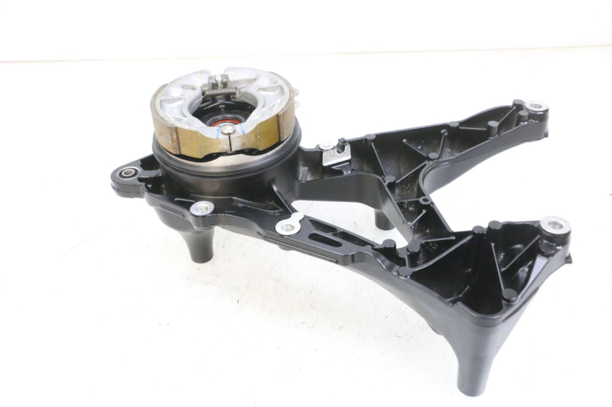 photo de SCARICO STAFFA YAMAHA TRICITY 300 (2020 - 2024) - Dettaglio del componente