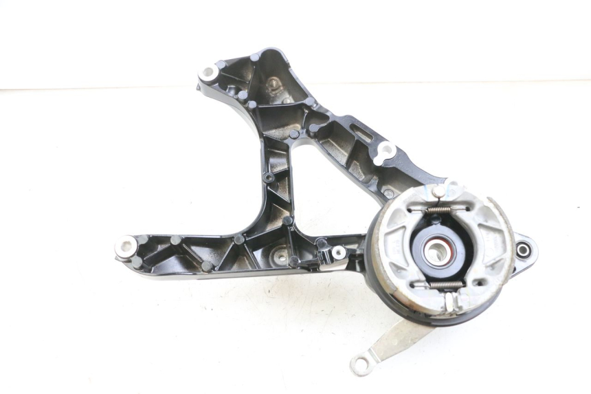 photo de SCARICO STAFFA YAMAHA TRICITY 300 (2020 - 2024) - Altra angolazione
