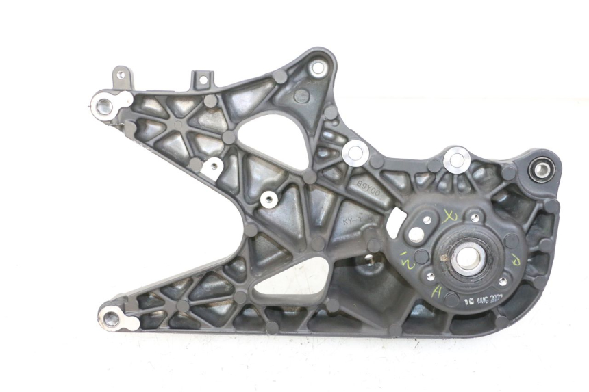 photo de SCARICO STAFFA YAMAHA XMAX X-MAX 125 (2021 - 2025)