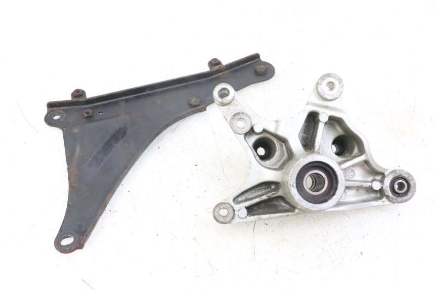 photo de SUPPORTO VASO YAMAHA YP MAJESTY 125 (2002 - 2006)