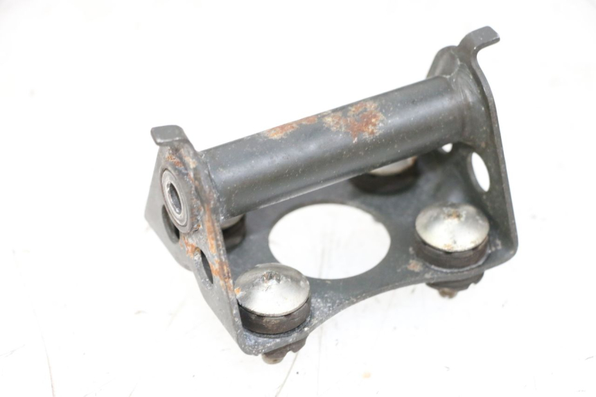 photo de SUPPORTO SERBATOIO CARBURANTE SUZUKI GSXR GSX-R 1000 (2003 - 2004) - Altra angolazione