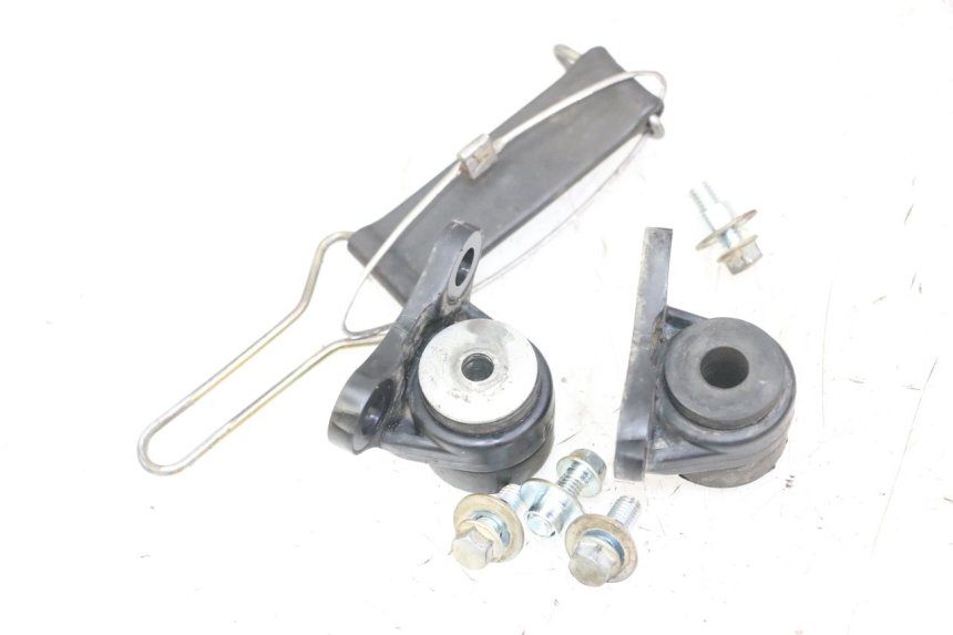 photo de SUPPORTO SERBATOIO CARBURANTE HONDA CR 85 (2003 - 2007)