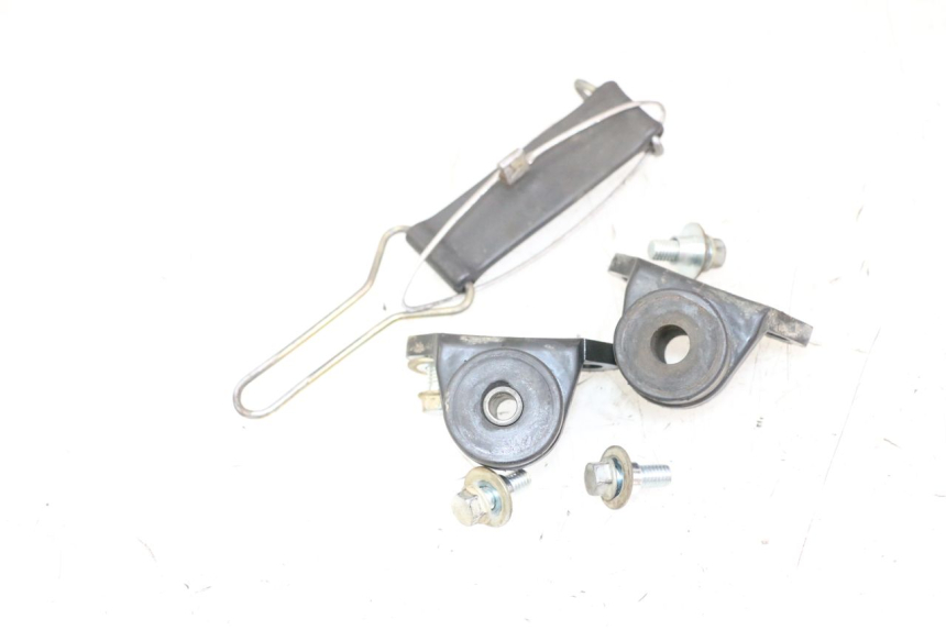 photo de SUPPORTO SERBATOIO CARBURANTE HONDA CR 85 (2003 - 2007)