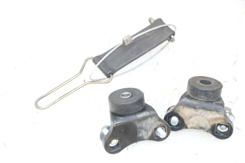 photo de SUPPORTO SERBATOIO CARBURANTE HONDA CR 85 (2003 - 2007)