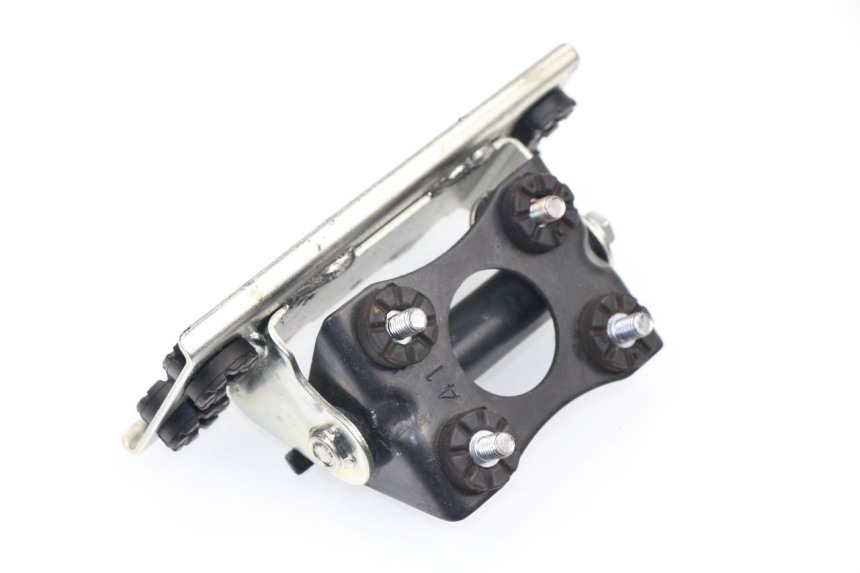 photo de SUPPORTO SERBATOIO SUZUKI GSR 600 (2005 - 2012)