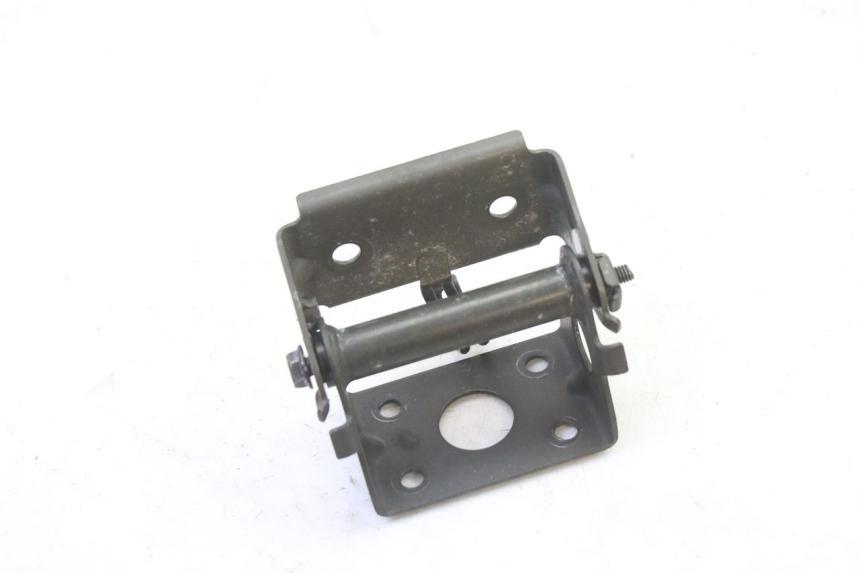 photo de SUPPORTO SERBATOIO CARBURANTE SUZUKI SV S 650 (2003 - 2009)