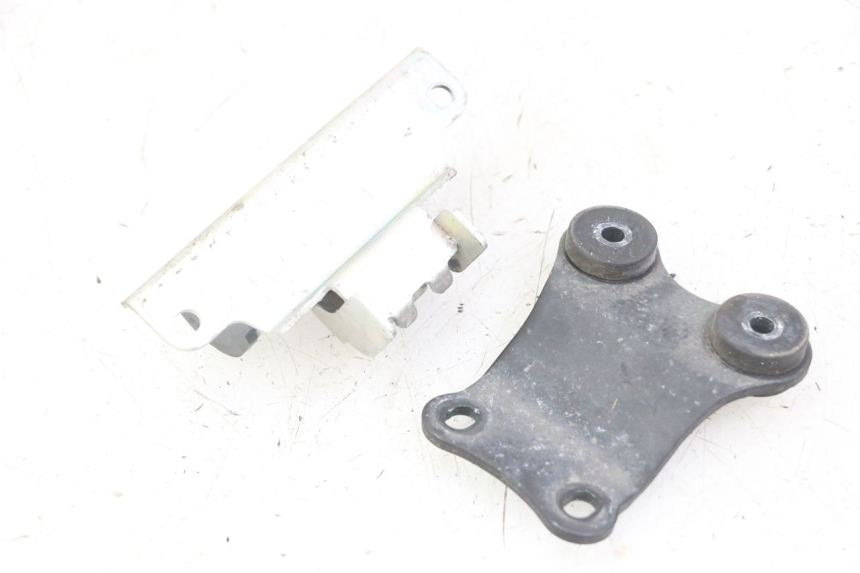 photo de SUPPORTO SERBATOIO CARBURANTE YAMAHA XJ6 ABS 600 (2008 - 2016)