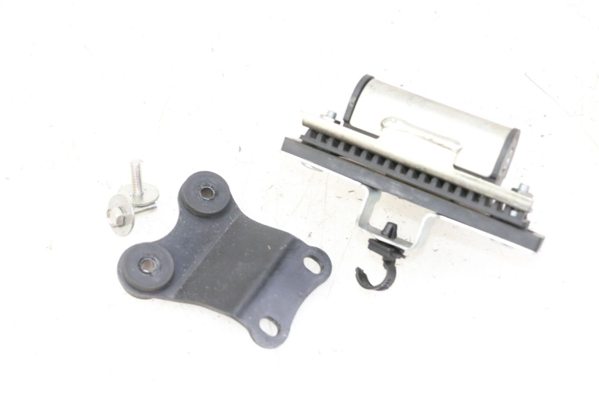 photo de SUPPORTO SERBATOIO CARBURANTE YAMAHA XJ6 ABS 600 (2008 - 2016)