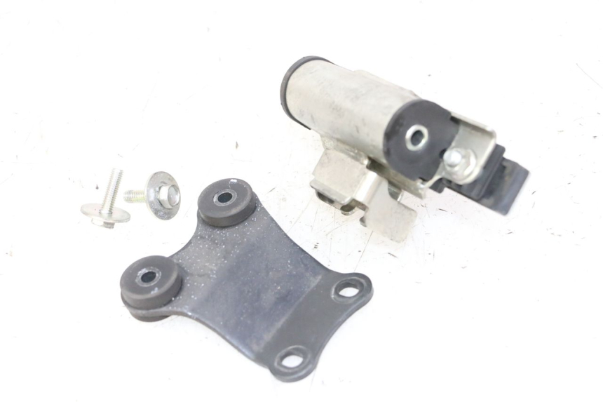 photo de SUPPORTO SERBATOIO CARBURANTE YAMAHA XJ6 ABS 600 (2008 - 2016)
