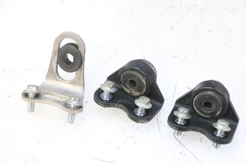 photo de SUPPORTO SERBATOIO CARBURANTE YAMAHA YZF YZ-F 450 (2014 - 2016)