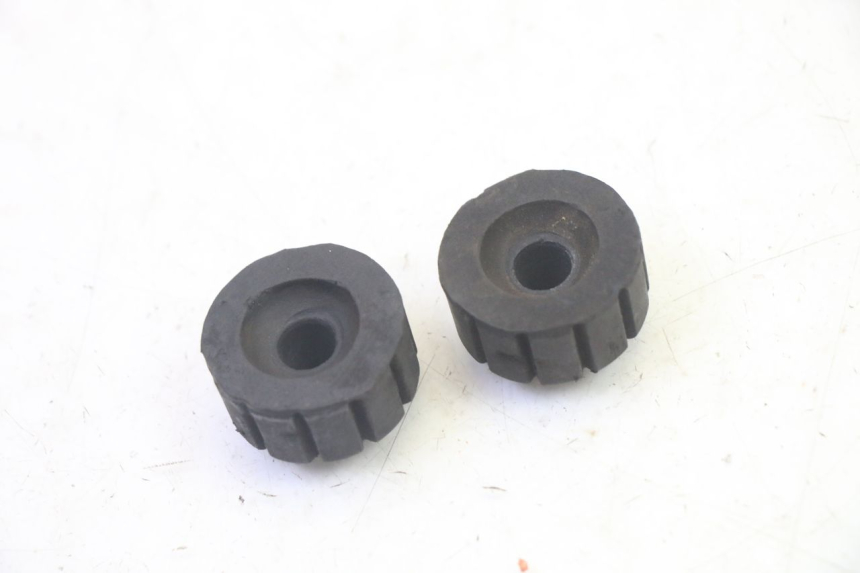 photo de SUPPORTO SERBATOIO CARBURANTE KYMCO ZING 125 (1997 - 2003) - Zoom sullo stato d'uso