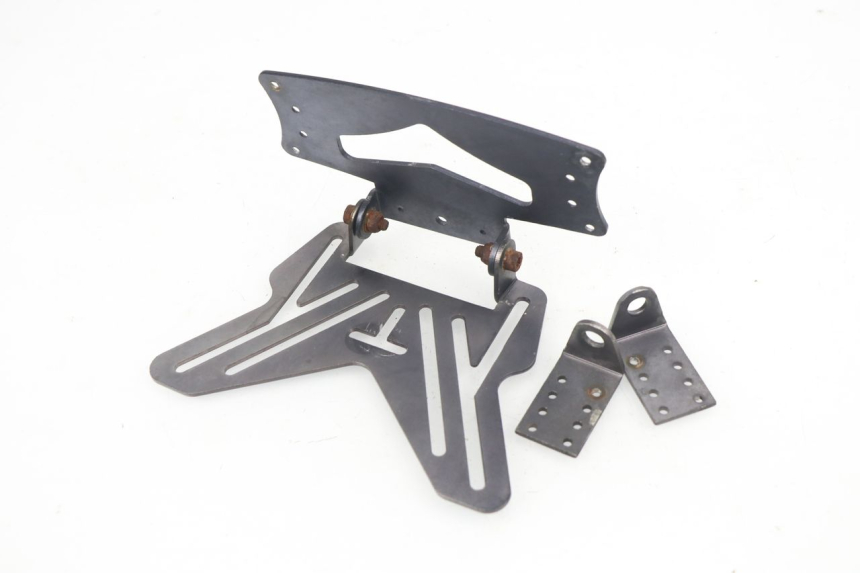 photo de PORTATARGA SUZUKI GSR 750 (2011 - 2017)