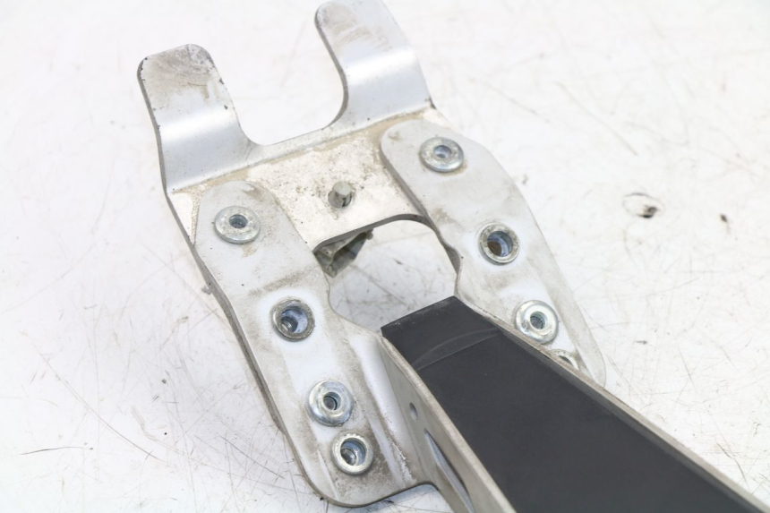 photo de SUPPORTO TARGA YAMAHA YZF R6 600 (2010 - 2016)