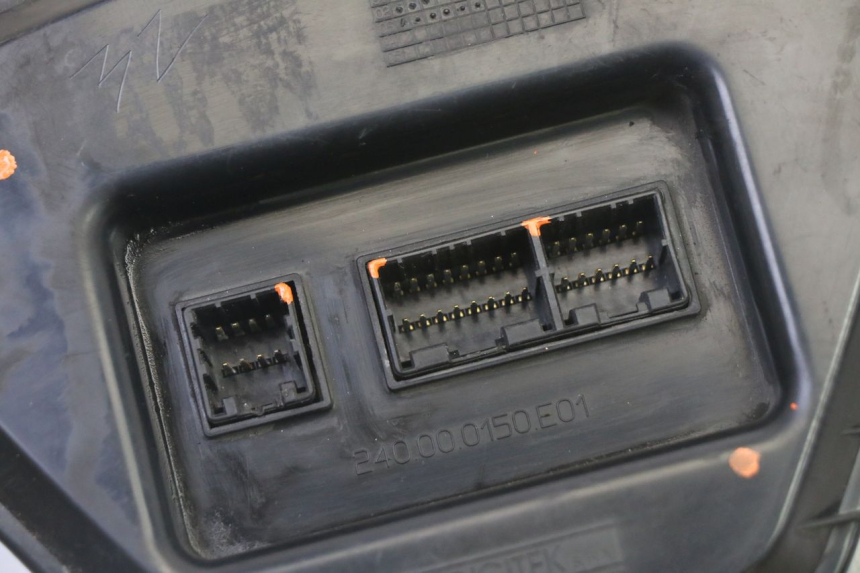 photo de CRUSCOTTO PIAGGIO X9 EVOLUTION 125 (2003 - 2007)