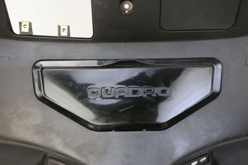 photo de RETROSCUDO QUADRO 4 4D 350 (2015 - 2018)