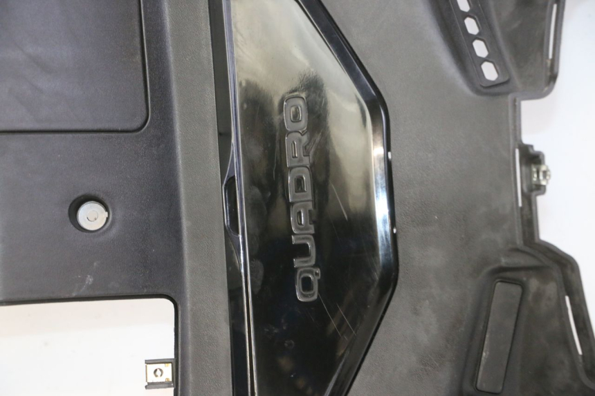 photo de RETROSCUDO QUADRO 4 4D 350 (2015 - 2018)