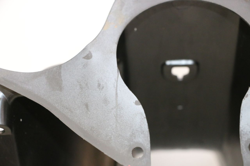 photo de PANNELLO INTERNO KYMCO AGILITY 4T 50 (2018 - 2022) - Altra angolazione