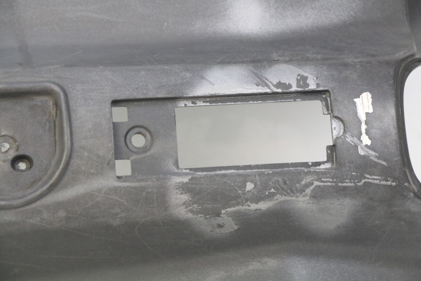 photo de PANNELLO INTERNO APRILIA SR 2T 50 (2012 - 2017)