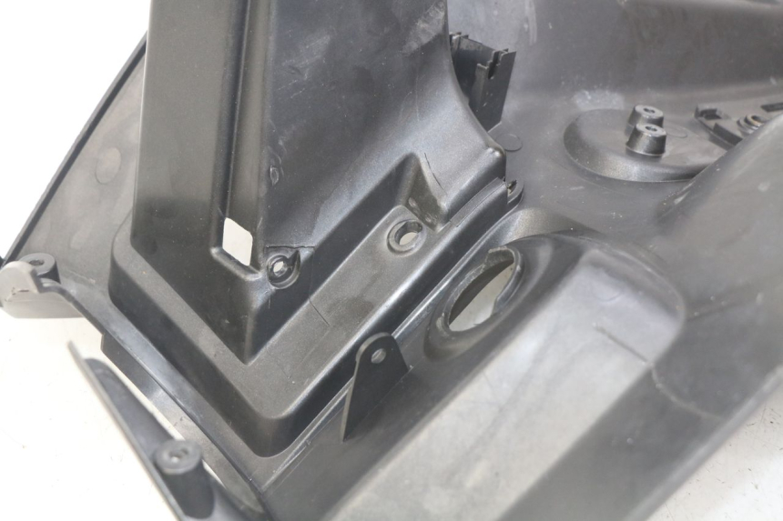 photo de PANNELLO INTERNO APRILIA SR 2T 50 (2012 - 2017)