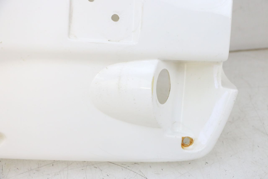 photo de PANNELLO INTERNO MBK BOOSTER SPIRIT NAKED 50 (2004 - 2017) - Primo piano ad alta risoluzione