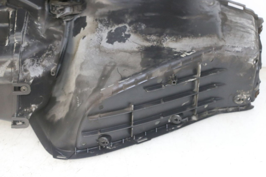 photo de PANNELLO INTERNO SUZUKI BURGMAN 125 (2007 - 2014)