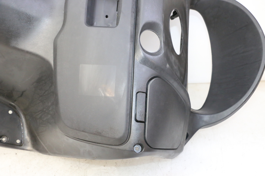 photo de PANNELLO INTERNO SUZUKI BURGMAN 125 (2007 - 2014)