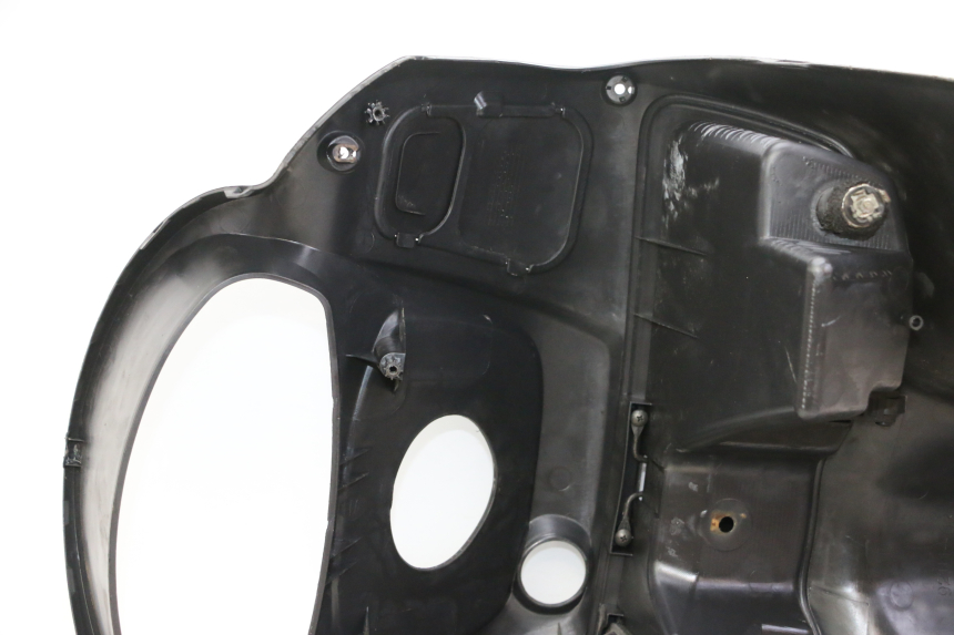 photo de PANNELLO INTERNO SUZUKI BURGMAN 125 (2007 - 2014)