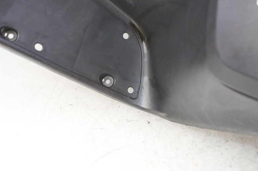 photo de PANNELLO INTERNO SUZUKI BURGMAN 125 (2007 - 2014)