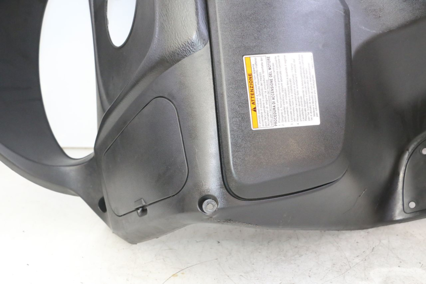 photo de PANNELLO INTERNO SUZUKI BURGMAN 125 (2007 - 2014)