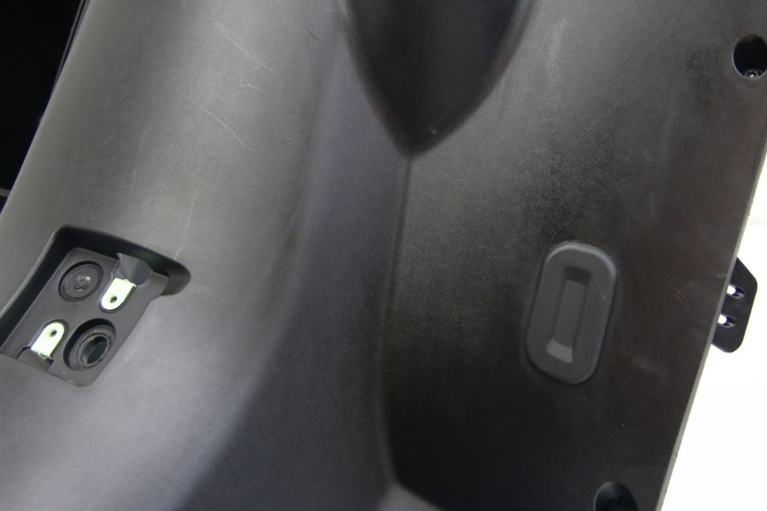 photo de PANNELLO INTERNO PEUGEOT CITYSTAR 2T 50 (2018 - 2021)