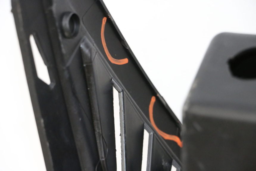 photo de PANNELLO INTERNO PEUGEOT CITYSTAR 50 (2013 - 2017)