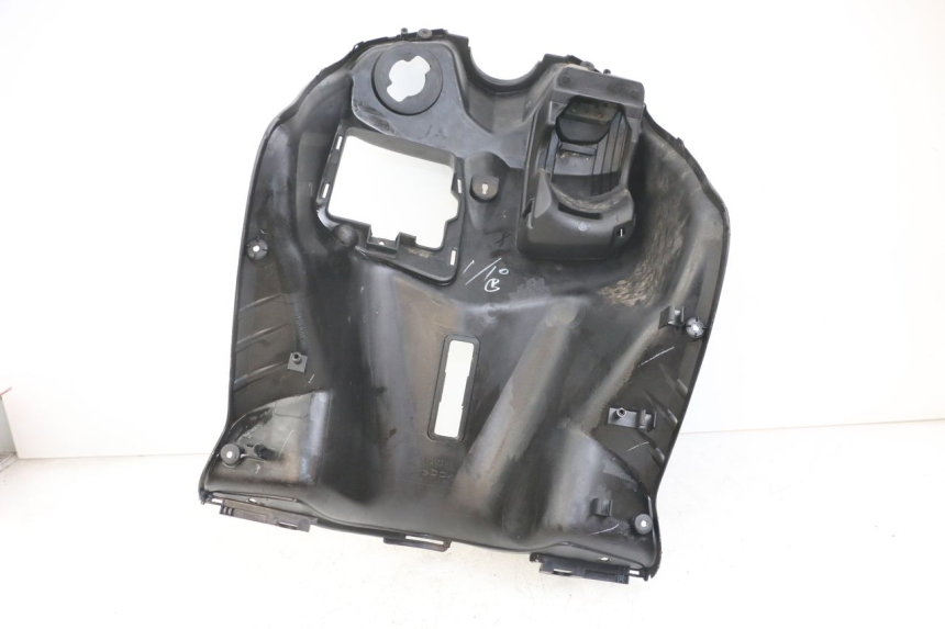 photo de PANNELLO INTERNO YAMAHA CYGNUS X 125 (2004 - 2007)