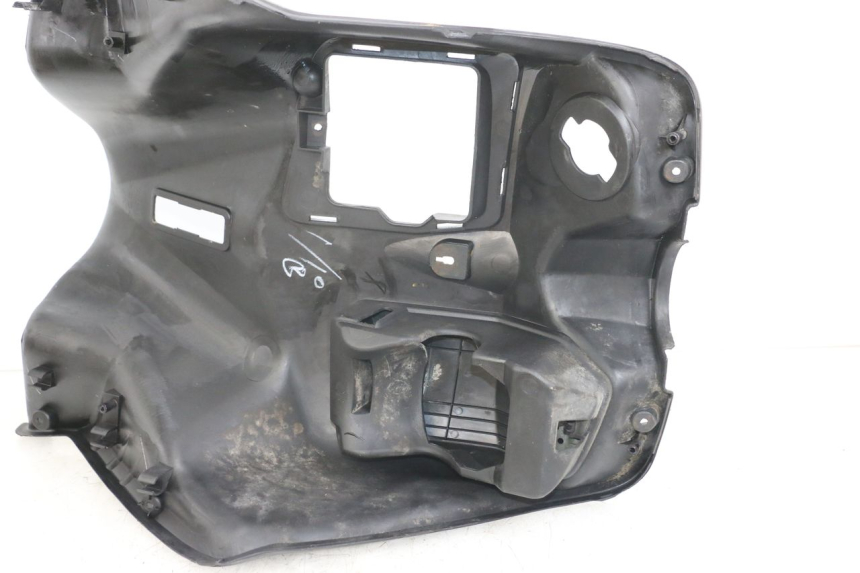 photo de PANNELLO INTERNO YAMAHA CYGNUS X 125 (2004 - 2007)