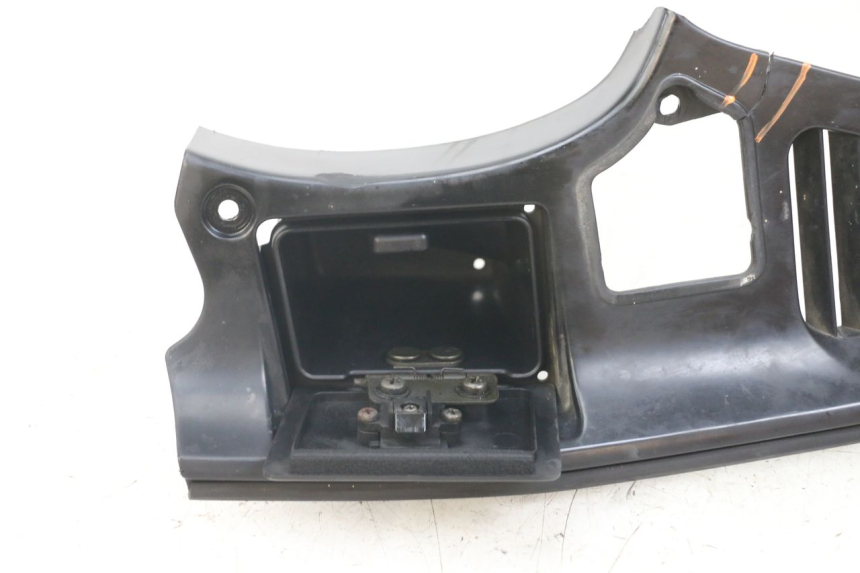 photo de PANNELLO INTERNO SINISTRO YAMAHA FJ 3CX 1200 (1986 - 1996)