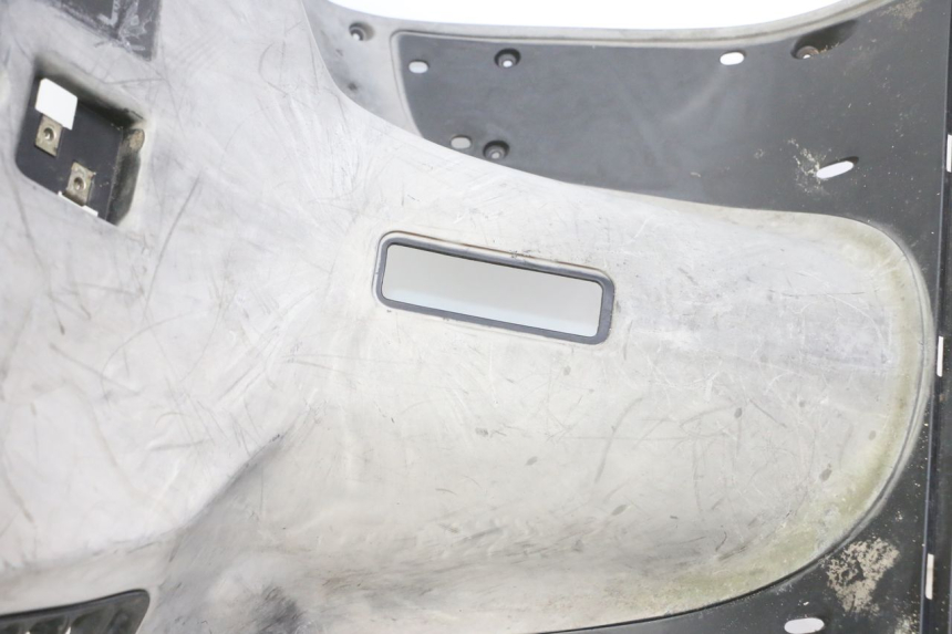 photo de PANNELLO INTERNO KYMCO GRAND DINK 125 (2008 - 2014)