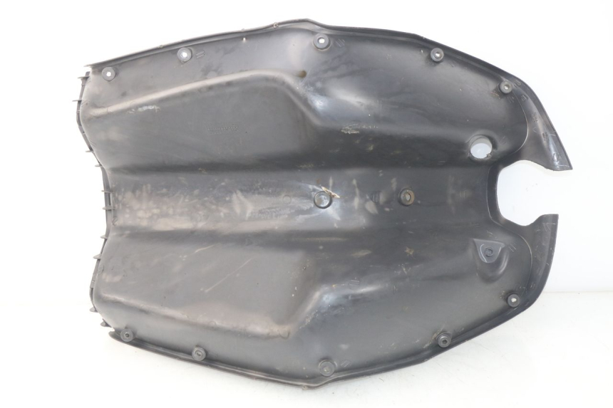 photo de PANNELLO INTERNO HONDA SCV LEAD 100 (2003 - 2007)