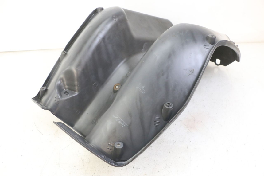 photo de PANNELLO INTERNO HONDA SCV LEAD 100 (2003 - 2007)