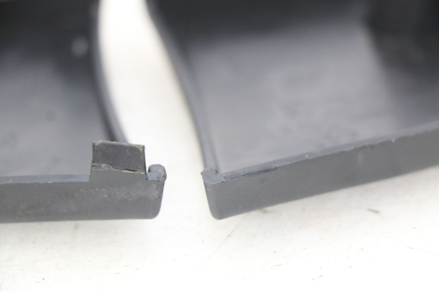 photo de PANNELLO INTERNO INFERIORE PIAGGIO VESPA PRIMAVERA 2T 50 (2013 - 2018)