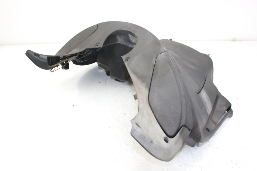 photo de PANNELLO INTERNO INFERIORE PIAGGIO X9 EVOLUTION 250 (2003 - 2007)