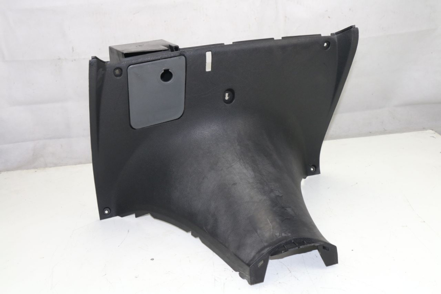 photo de Fascia interna inferiore YAMAHA YP MAJESTY 125 (2007 - 2010)