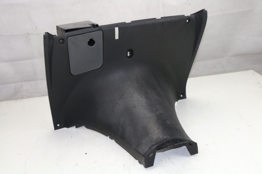 photo de Fascia interna inferiore YAMAHA YP MAJESTY 125 (2007 - 2010)