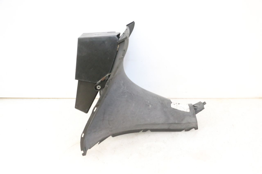 photo de Fascia interna inferiore YAMAHA YP MAJESTY 125 (2007 - 2010)