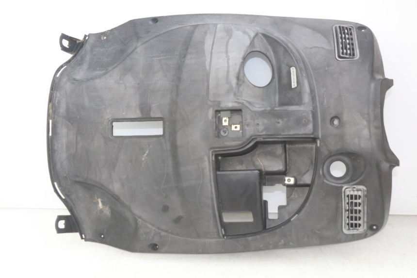 photo de PANNELLO INTERNO KYMCO PEOPLE 250 (2004 - 2008)