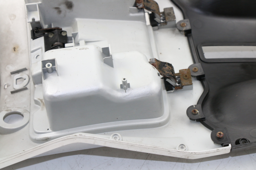 photo de FASCIA INTERNA KYMCO PEOPLE S 125 (2000 - 2008)
