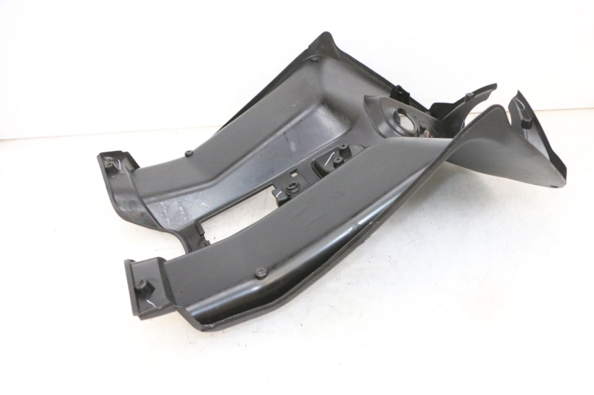 photo de RETROSCUDO PIAGGIO NEW TYPHOON 50 (2018 - 2021) - Dettagli dei punti di fissaggio