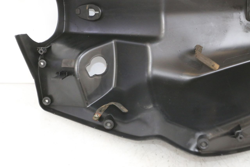 photo de RETROSCUDO SYM ORBIT III 3 4T 50 (2021 - 2025) - Zoom sullo stato d'uso