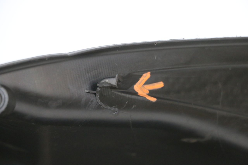 photo de RETROSCUDO SYM ORBIT III 3 4T 50 (2021 - 2025) - Primo piano tecnico